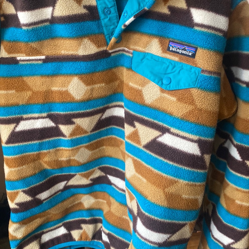 Patagonia Synchilla pullover fleece with tribal pattern